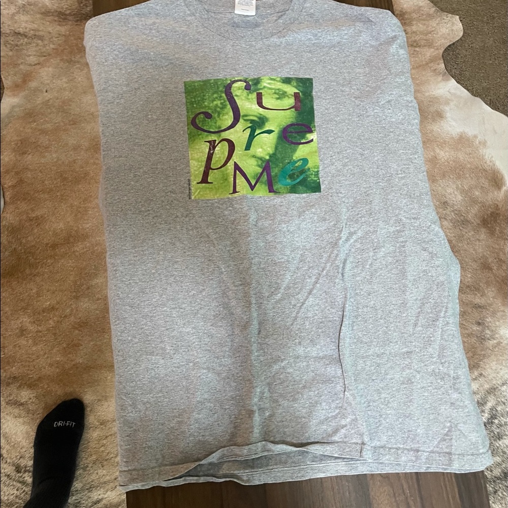 Supreme men’s t shirt